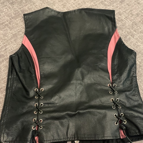 Leather Vest - Picture 4 of 6